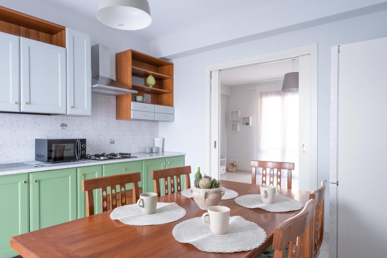 Confalonieri Apartment Noto Bagian luar foto