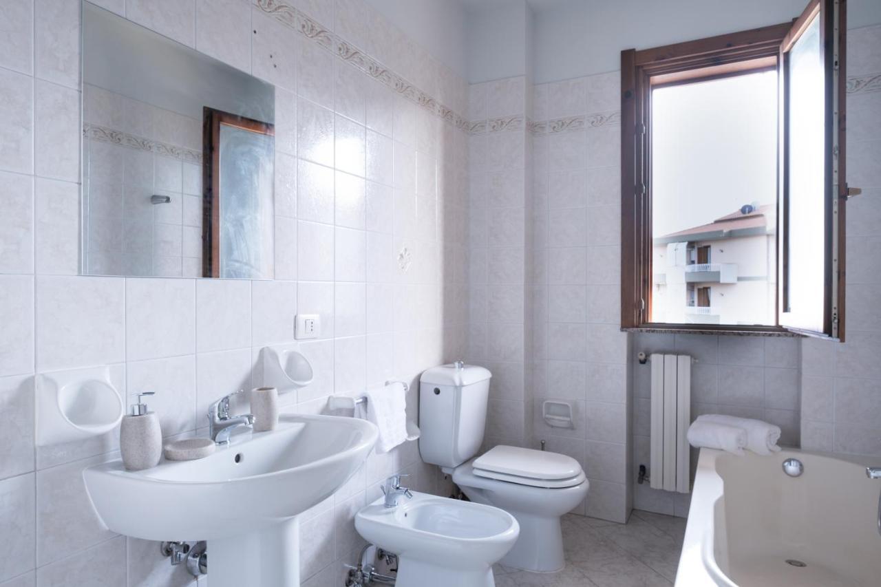 Confalonieri Apartment Noto Bagian luar foto